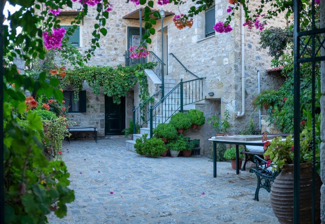 شقة Olga'S House Néon Oítilon المظهر الخارجي الصورة
