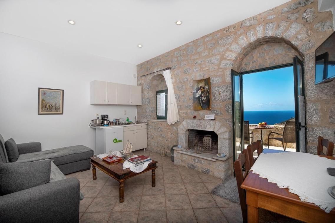 شقة Olga'S House Néon Oítilon المظهر الخارجي الصورة