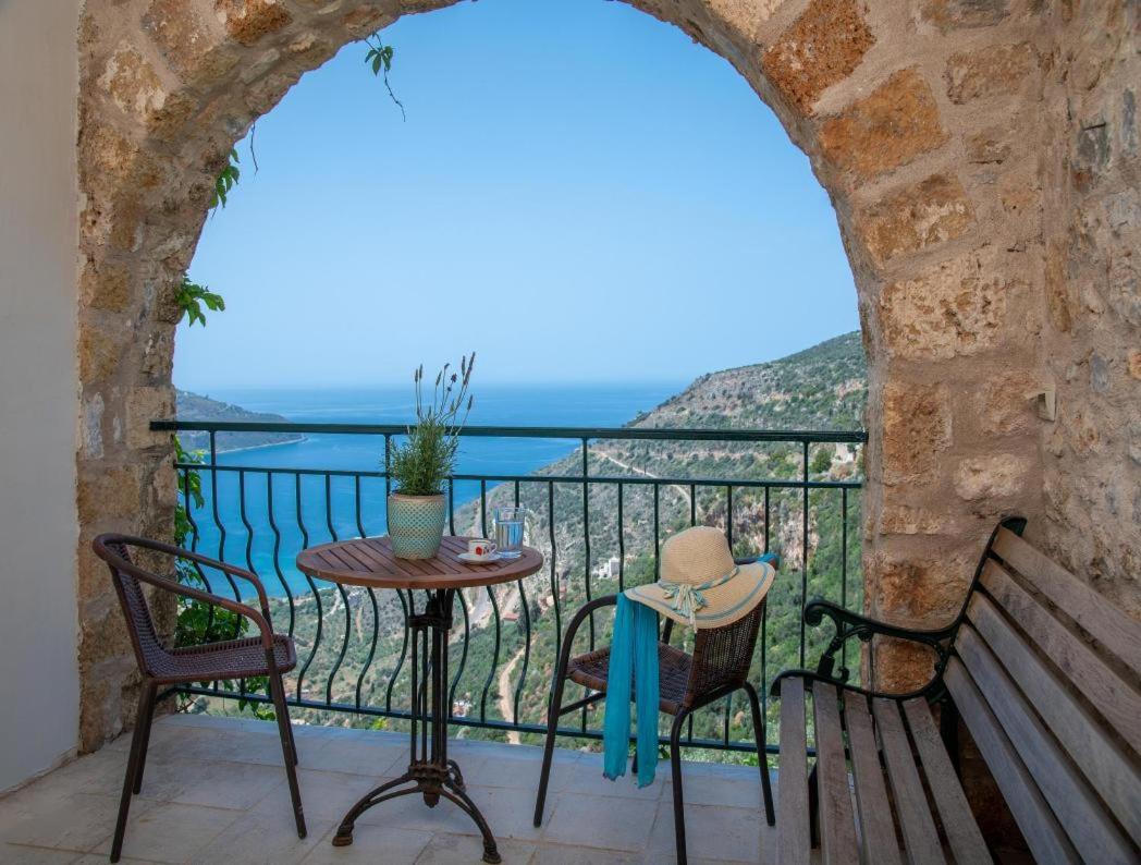 شقة Olga'S House Néon Oítilon المظهر الخارجي الصورة